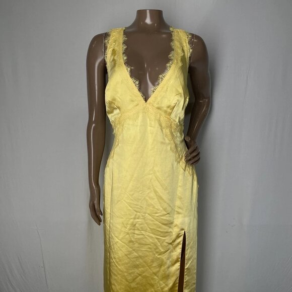 More To Come Women’s Sheila Midi Dress Yellow Size M - Picture 1 of 11